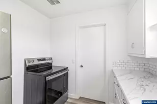 140 SE Fir Villa Rd, Dallas, OR 97338 - Photo 15