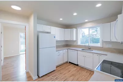 3392 Sunnyview Rd NE, Salem, OR 97301 - Photo 31