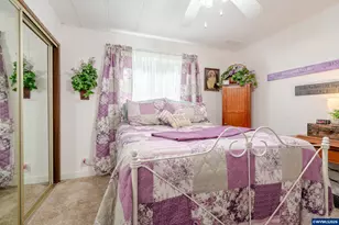 28011 Pine View Rd, Brownsville, OR 97327 - Photo 21