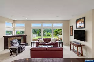 918 Hazeltine Ave SE, Salem, OR 97306 - Photo 15