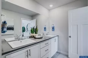 8875 SW Mohegan Ln, Tualatin, OR 97062 - Photo 23