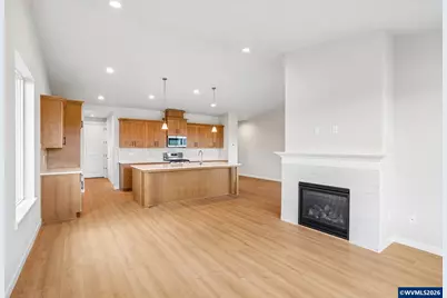717 Magnolia Av, Woodburn, OR 97071 - Photo 7