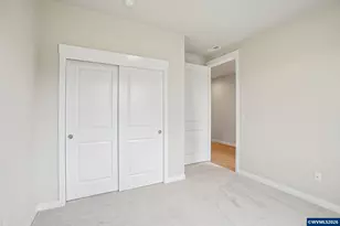 717 Magnolia Ave, Woodburn, OR 97071 - Photo 17