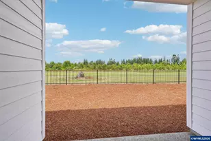 717 Magnolia Ave, Woodburn, OR 97071 - Photo 19