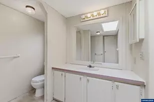 300 SE Lacreole Dr, Dallas, OR 97338 - Photo 21