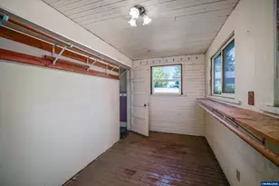 332 24th St NE, Salem, OR 97301 - Photo 33