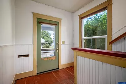 332 24th St NE, Salem, OR 97301 - Photo 7