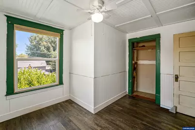 332 24th St NE, Salem, OR 97301 - Photo 29