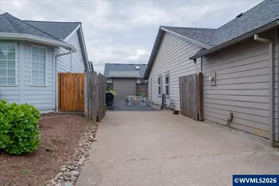 5733 Flairstone Dr SE, Salem, OR 97306 - Photo 31