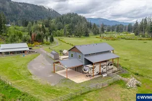 51725 Gates Bridge E, Gates, OR 97346 - Photo 3