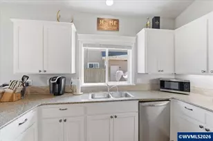 1225 46th Avenue, Sweet Home, OR 97386 - Photo 23