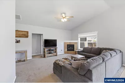 1225 46th Av, Sweet Home, OR 97386 - Photo 9