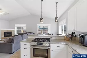 1225 46th Avenue, Sweet Home, OR 97386 - Photo 21