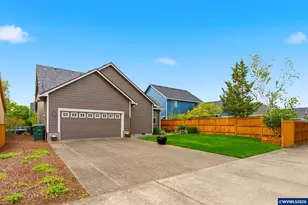 1607 Wood Duck St, Silverton, OR 97381 - Photo 37