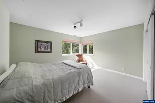 6727 River Springs Dr S, Salem, OR 97306 - Photo 35