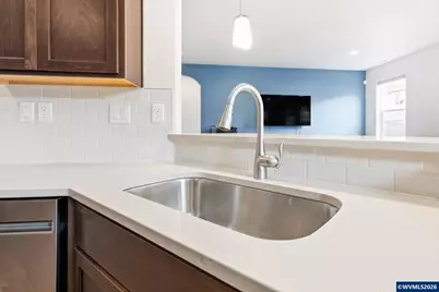 559 SE Casting St, Albany, OR 97322 - Photo 17