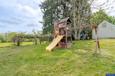 34965 Brewster Rd, Lebanon, OR 97355 - Photo 41