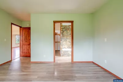 34965 Brewster Rd, Lebanon, OR 97355 - Photo 29