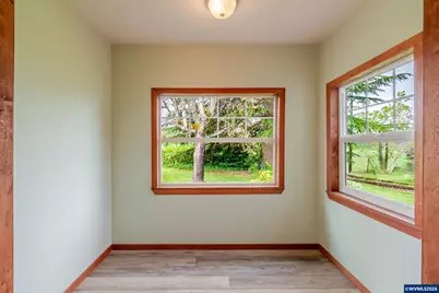 34965 Brewster Rd, Lebanon, OR 97355 - Photo 21