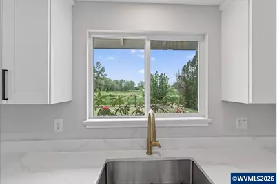 553 Elm St, Jefferson, OR 97352 - Photo 13