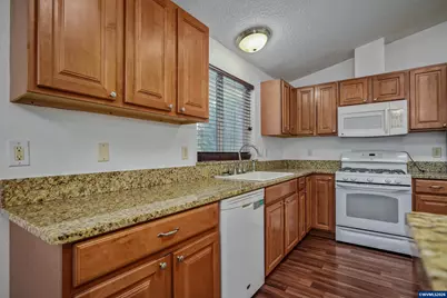 47280 Lyons Mill City Dr, Lyons, OR 97358 - Photo 13