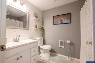2440 Vallejo St NE, Salem, OR 97301 - Photo 9