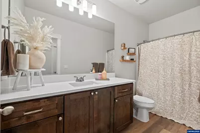 5175 Parkway Dr NE, Salem, OR 97305 - Photo 23