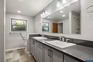 427 Wilshire Dr N, Keizer, OR 97303 - Photo 19