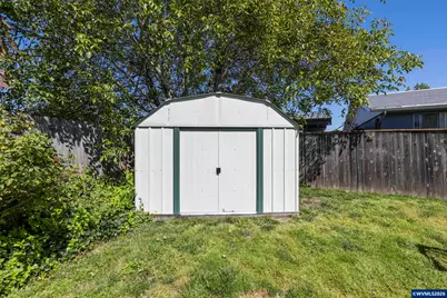 427 Wilshire Dr N, Keizer, OR 97303 - Photo 33