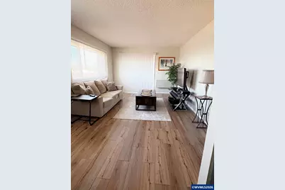 950 Evergreen #311 Rd, Woodburn, OR 97071 - Photo 1
