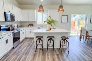 1511 SW 11th St, Dallas, OR 97338 - Photo 11