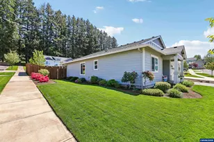 5780 Springwood Ave SE, Salem, OR 97306 - Photo 3