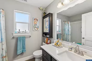 5780 Springwood Ave SE, Salem, OR 97306 - Photo 17