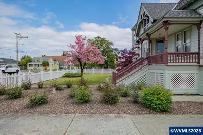 1121 Main St, Dallas, OR 97338 - Photo 3