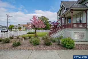 1121 Main St, Dallas, OR 97338 - Photo 3