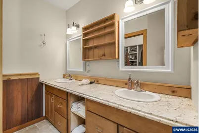 824 W Central Av, Gates, OR 97346 - Photo 23