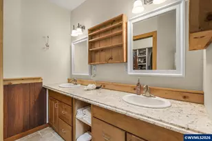 824 W Central Av, Gates, OR 97346 - Photo 23