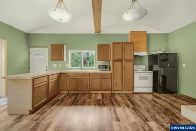 824 W Central Av, Gates, OR 97346 - Photo 31