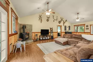 824 W Central Av, Gates, OR 97346 - Photo 7