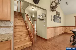 824 W Central Av, Gates, OR 97346 - Photo 17