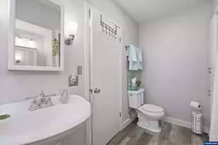 1451 Narcissus Ct NW, Salem, OR 97304 - Photo 19