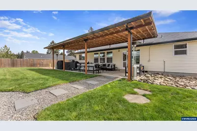 520 Fir St, Lyons, OR 97358 - Photo 31