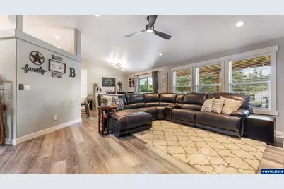 520 Fir St, Lyons, OR 97358 - Photo 21