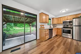 3435 6th Ave S, Salem, OR 97302 - Photo 9