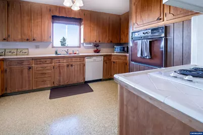 2997 Michigan City Ln NW, Salem, OR 97304 - Photo 31