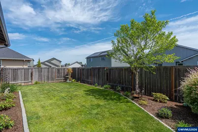570 SE Cooper St, Dallas, OR 97338 - Photo 33