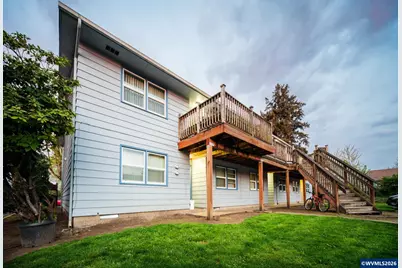 302 S Monmouth Av, Monmouth, OR 97361 - Photo 3