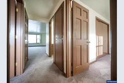 302 S Monmouth Av, Monmouth, OR 97361 - Photo 25