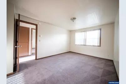 302 S Monmouth Av, Monmouth, OR 97361 - Photo 23