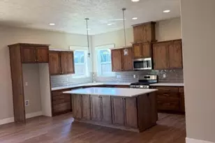 701 NW George Ct, Sublimity, OR 97385 - Photo 23